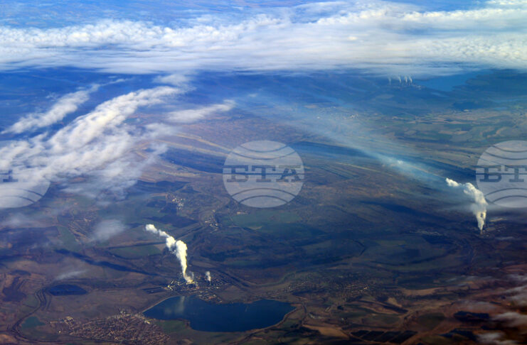 Европейски закон за климата
                                                                                                Мониторинг на емисиите и оценка на климатичните рискове се извършва системно, заявиха от Министерството на околната среда и водите