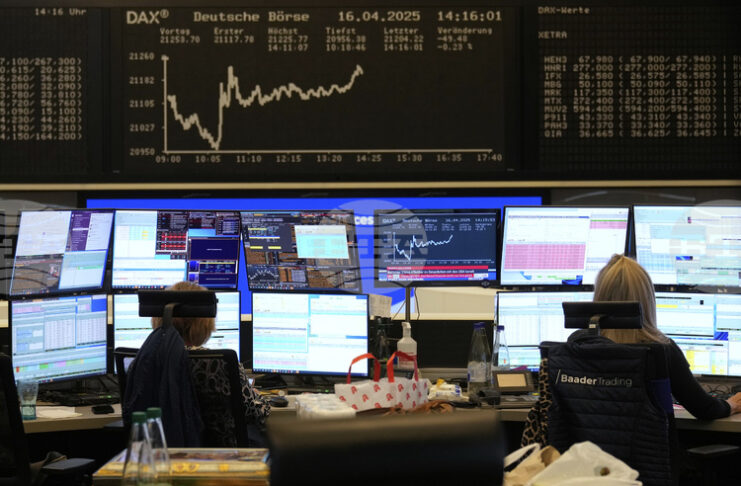 Европейските борси затвориха низходящo в реакция на новите мита на Тръмп