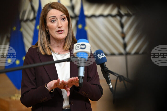 Европейският парламент ще гласува в сряда за заема от 90 млрд. евро за Украйна