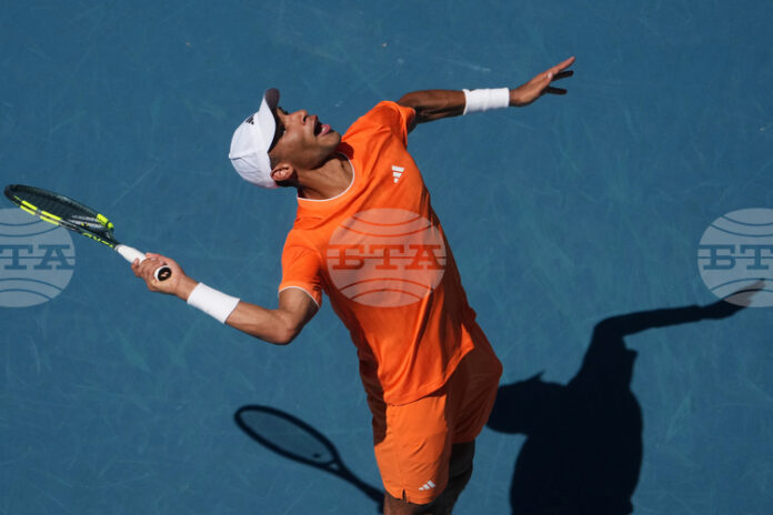 Феликс Оже-Алиасим защити титлата си на турнира по тенис в Монпелие