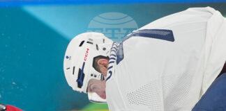 Френският хокеист Пиер Кринон бе призован от федерацията на страната си след боя с канадеца Томас Уилсън