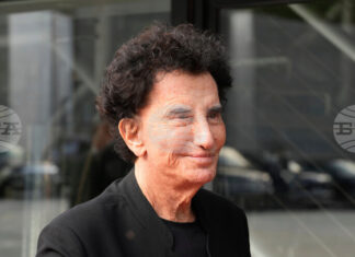 Френското правителство одобри подадената заради аферата "Епстийн" оставка от Жак Ланг като председател на Института за арабския свят в Париж