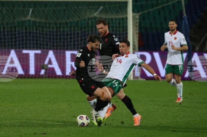 Гьозтепе на Станимир Стоилов не успя да победи Кайзериспор в турската Супер лига