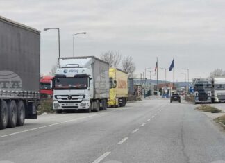 Граничният пункт „Лесово" не работи поради спиране на тока, съобщава „Гранична полиция"