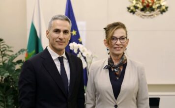 Среща на високо ниво: България и Германия задълбочават сътрудничеството си Премиерът Гюров се срещна с посланика на Германия Ирене Планк