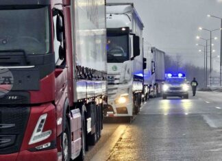 Интензивен е трафикът на граничните пунктове „Капитан Андреево“ и „Лесово“ на изход за товарни автомобили