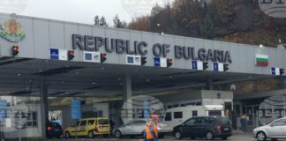 Интензивно е движението за товарни автомобили на изход на граничните пунктове "Капитан Андреево", "Лесово" и ''Калотина''