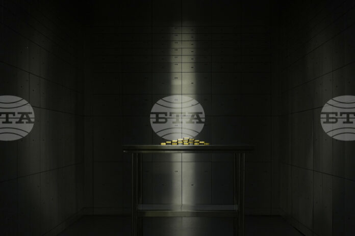 Китай между традицията и рекордните пазари - цената на златото привлича жителите на страната пред машини, обменящи бижута срещу пари в брой