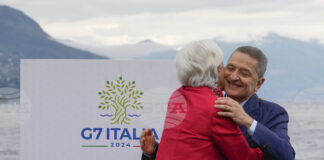 Китайският внос допринася за по-рязък спад на инфлацията в еврозоната, заяви членът на УС на ЕЦБ Фабио Панета