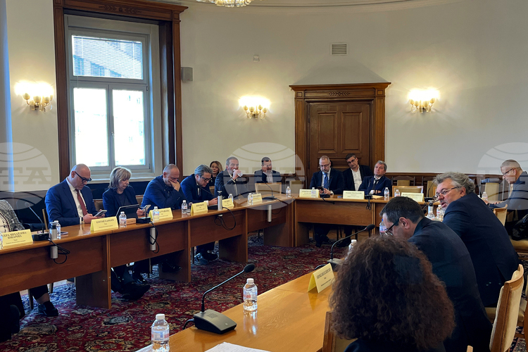 Комисията по културата и медиите прие на първо четене промени в Закона за обществените библиотеки