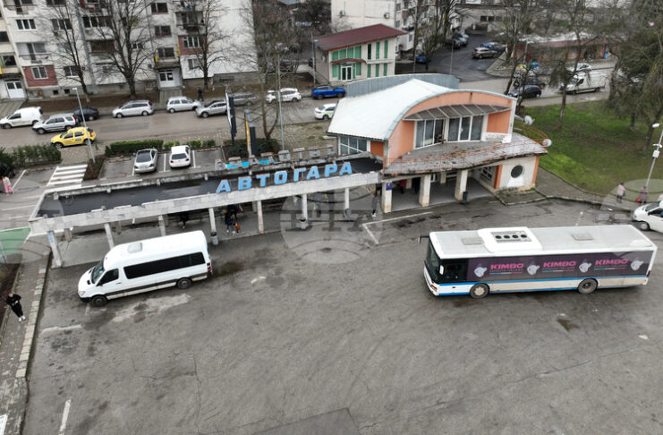 Комисията за защита от дискриминация се самосезира за недостъпни автобуси за хора с увреждания