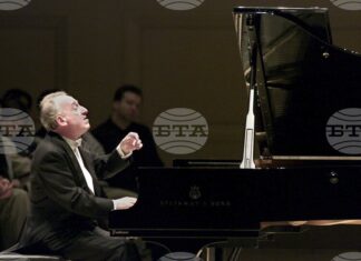 Комплект от 62 диска събира всички записи на пианиста Маурицио Полини и дава пълен поглед върху кариерата му