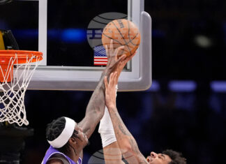 Лидерът в Източната конференция на НБА Детройт претърпя домакинска загуба от Вашингтон, Лейкърс надви Филаделфия