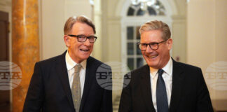 Манделсън е изправен пред искане да върне обезщетението, получено след отстраняването му като посланик в САЩ заради връзките му с Епстийн