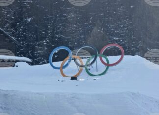 Мъжкият квартет в биатлона и състезателката на фигурно пързаляне Александра Фейгин ще участват днес на Олимпиадата в Милано-Кортина