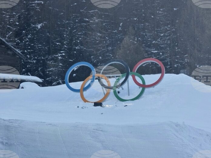 Мъжкият квартет в биатлона и състезателката на фигурно пързаляне Александра Фейгин ще участват днес на Олимпиадата в Милано-Кортина