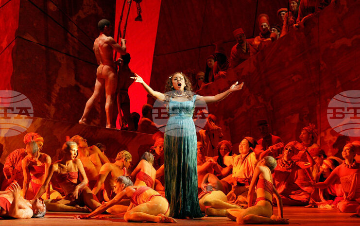 Мецосопраното Денис Грейвс се сбогува с оперната сцена след 40-годишна кариера