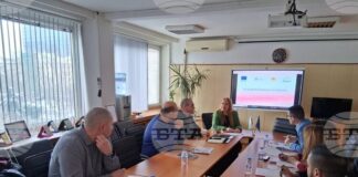 Началникът на РУО в София-град д-р Елеонора Лилова обсъди с представители на МВР нов проект за привличане на учениците в училище