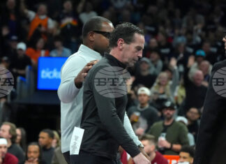 НБА глоби треньора на Кливланд Кени Аткинсън с 50 хиляди долара