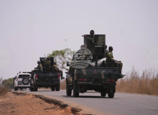 Нигерийската армия заяви, че е убила командир на "Боко Харам" и още 10 бойци от ислямистката групировка Нигерийската армия заяви, че е убила командир на "Боко Харам" и още 10 бойци от ислямистката групировка