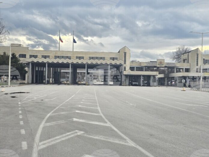 Нормален е трафикът на граничните пунктове и преходи в страната, съобщават от "Гранична полиция"