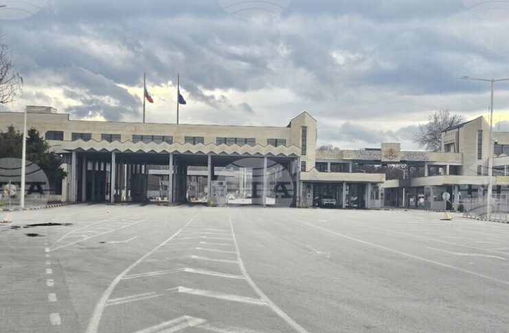 Нормален е трафикът на граничните пунктове и преходи в страната, съобщават от "Гранична полиция"