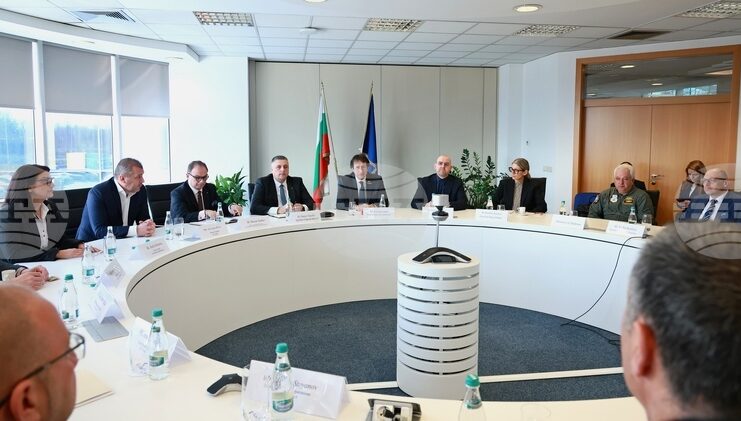 Няма промяна в графика на Летище „Васил Левски“ в София, е отчетено на оперативна среща в транспортното министерство