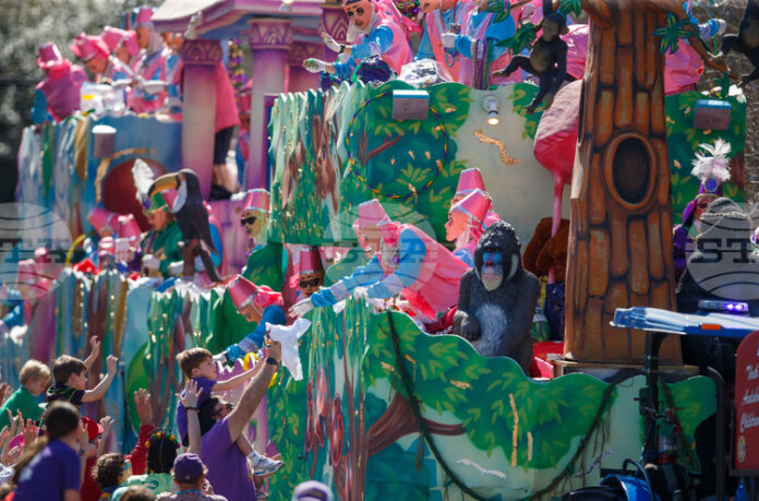 Ню Орлиънс празнува Марди Гра, който слага край на карнавалния сезон