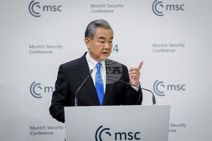 ОБНОВЕНА
                                                                                                Китайският външен министър Ван И предупреди за "импулсивните" призиви на САЩ за дистанциране от Китай