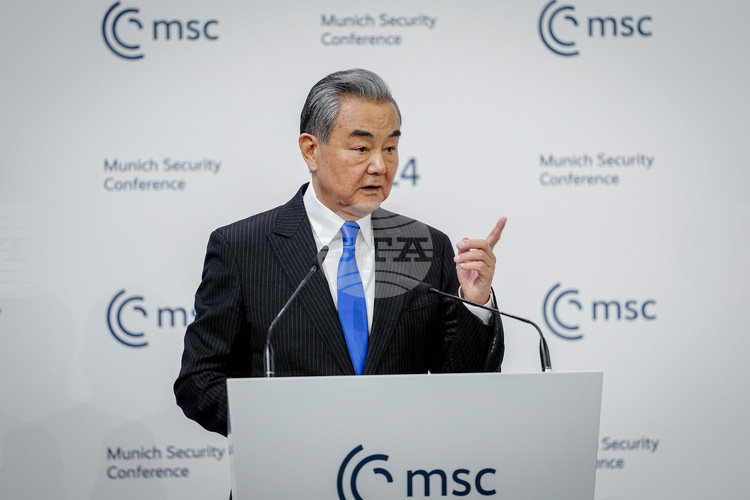 ОБНОВЕНА
                                                                                                Китайският външен министър Ван И предупреди за "импулсивните" призиви на САЩ за дистанциране от Китай