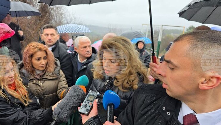 ОБНОВЕНА Служебният премиер трябва да отговори на очакванията на гражданите, във вторник започвам консултации с парламентарните групи, заяви Илияна Йотова