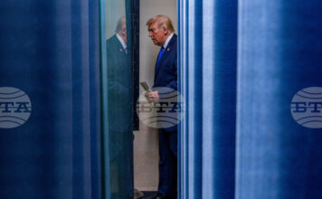 ОБНОВЕНА Тръмп обяви увеличение на временната глобална митническа ставка до 15 на сто ОБНОВЕНА Тръмп обяви увеличение на временната глобална митническа ставка до 15 на сто