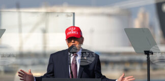 ОБНОВЕНА Тръмп потвърди, че американските въоръжени сили са започнали военна операция срещу Иран