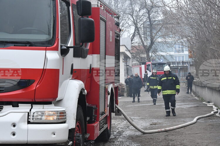 Общо 53 пожара са потушени в страната през изминалото денонощие, няма пострадали