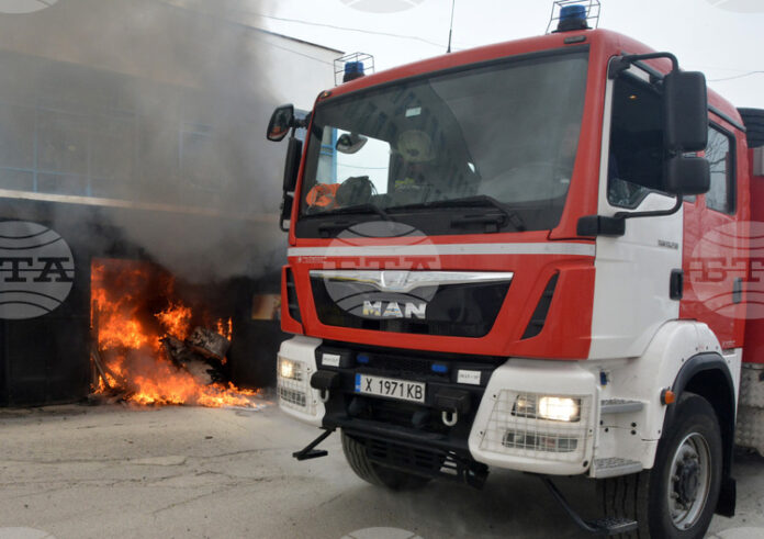 Общо 60 пожара са ликвидирани през последното денонощие в страната, няма пострадали