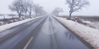 Ограничено е движението на тежкотоварни автомобили по АМ "Тракия" в област София поради снегопочистване в района на тунел „Траянови врата“