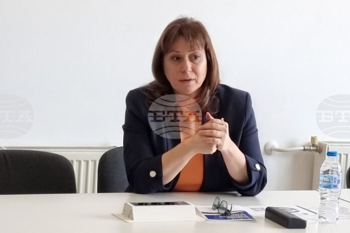 Омбудсманът подкрепи промени в Наказателния кодекс за по-строги мерки срещу престъпления над деца