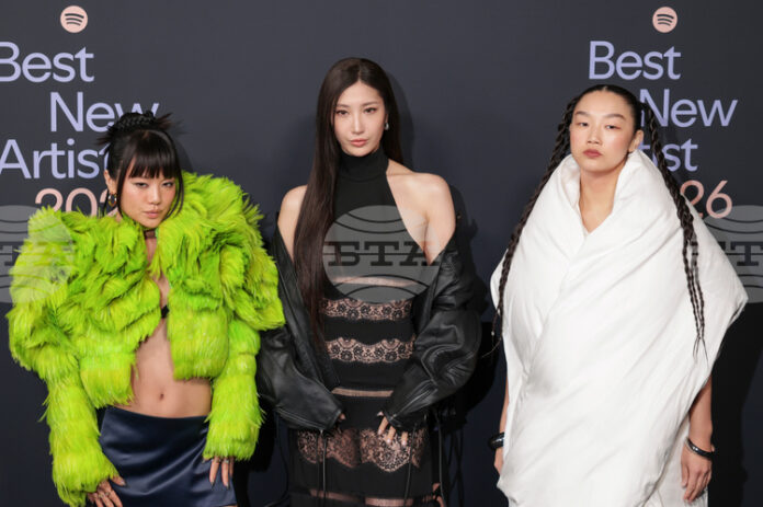 От кей-поп групата „Хънтрикс“ потвърдиха, че ще имат свое изпълнение на наградите „Брит“