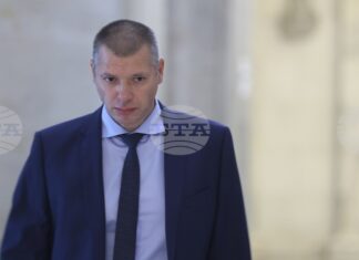 Парламентът прекрати правомощията на Антон Славчев като зам.-председател на Комисията за отнемане на незаконно придобитото имущество