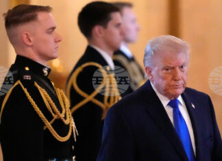 Повечето американци смятат, че Тръмп става все по-нестабилен с възрастта, сочи ново социологическо проучване на Ройтерс/Ипсос