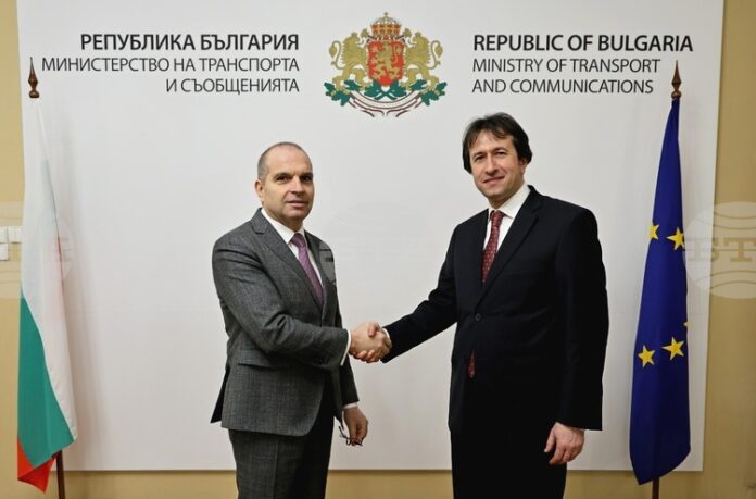 Повишаване на доверието в Министерството на транспорта и съобщенията и Повишаване на доверието в Министерството на транспорта и съобщенията и ускоряване на работата на всички нива обяви за свои цели служебният транспортен министър Корман Исмаилов