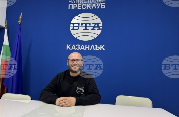 Предстоящата тематична обиколка "Незабравеният Казанлък" включва неразказани истории за града, каза екскурзоводът Стефан Бозаджиев