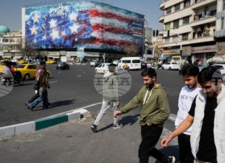 ПРЕГЛЕД НА ПЕЧАТА
                                                                                                Напрежението между САЩ и Иран продължава да е водеща тема в западния печат