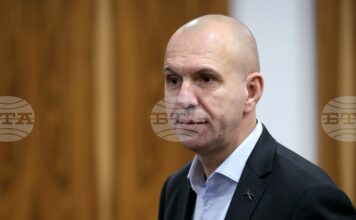 Президентът на БФЛА Георги Павлов: Два български национални рекорда само за два часа в залата в Белград