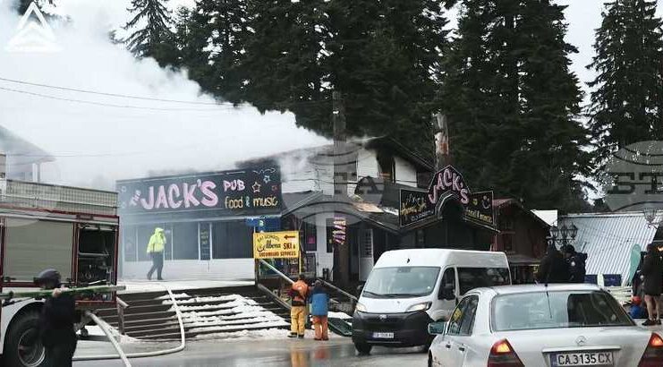 При пожар в търговски обект в курортния комплекс "Боровец" е пострадал един човек