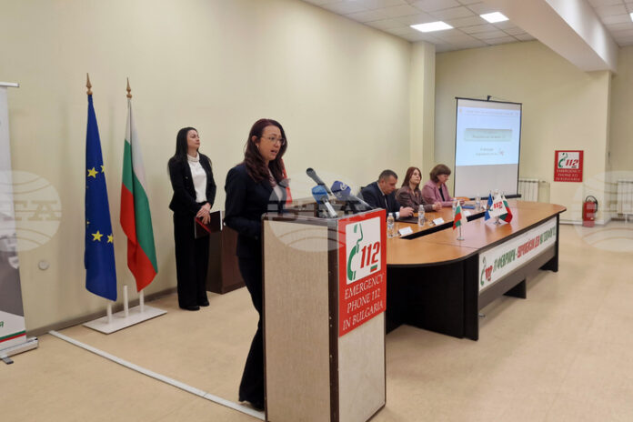 Приети са общо 3 447 284 повиквания на телефон 112 през 2025 г., най-много са сигналите към полицията