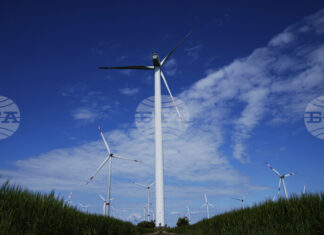 Производството на електроенергия от вятър в Германия е намаляло през 2025 г. въпреки увеличения капацитет