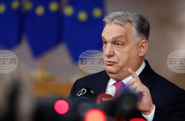 РАЗШИРЕНА
                                                                                                Орбан обеща да „измете“ от Унгария всички "псевдоорганизации на гражданското общество"