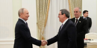 РАЗШИРЕНА
                                                                                                Путин осъди новите ограничения срещу Куба на среща в Кремъл с кубинския външен министър