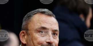 Рен започна с категорична победа при Франк Ес, Лил постигна минимален успех над Анже